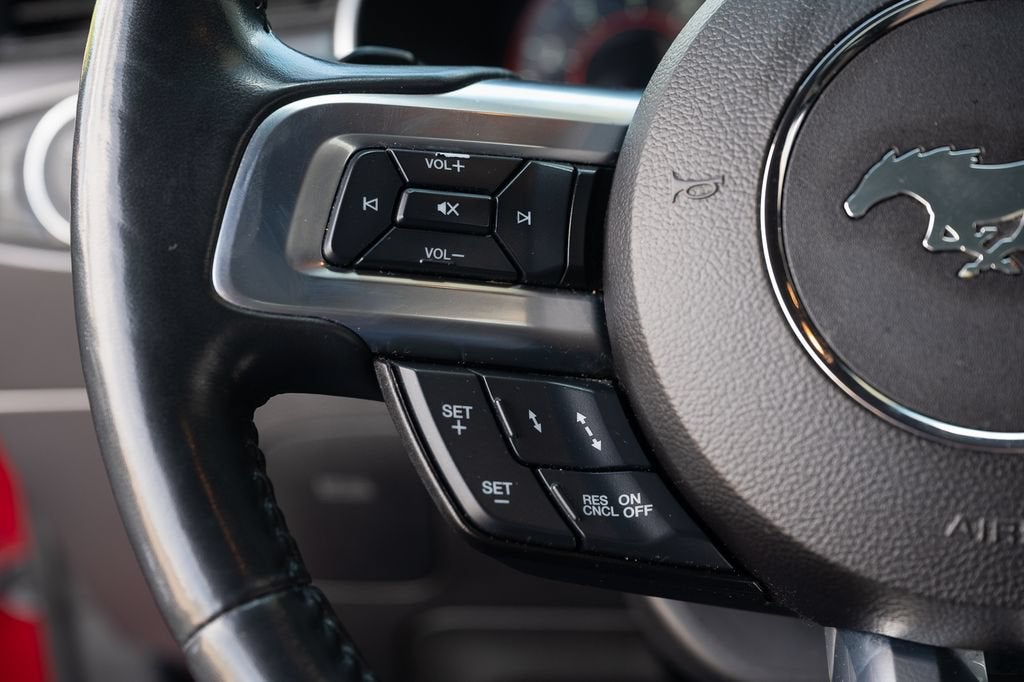 2021 Ford Mustang EcoBoost