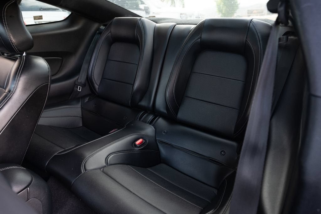 2021 Ford Mustang EcoBoost