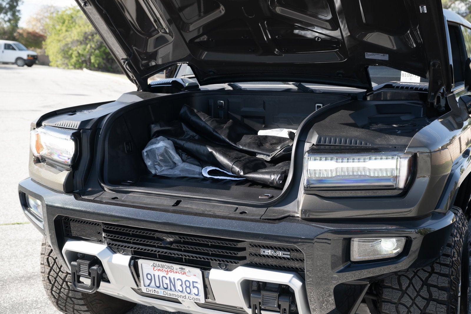 2024 GMC HUMMER EV SUV 2X