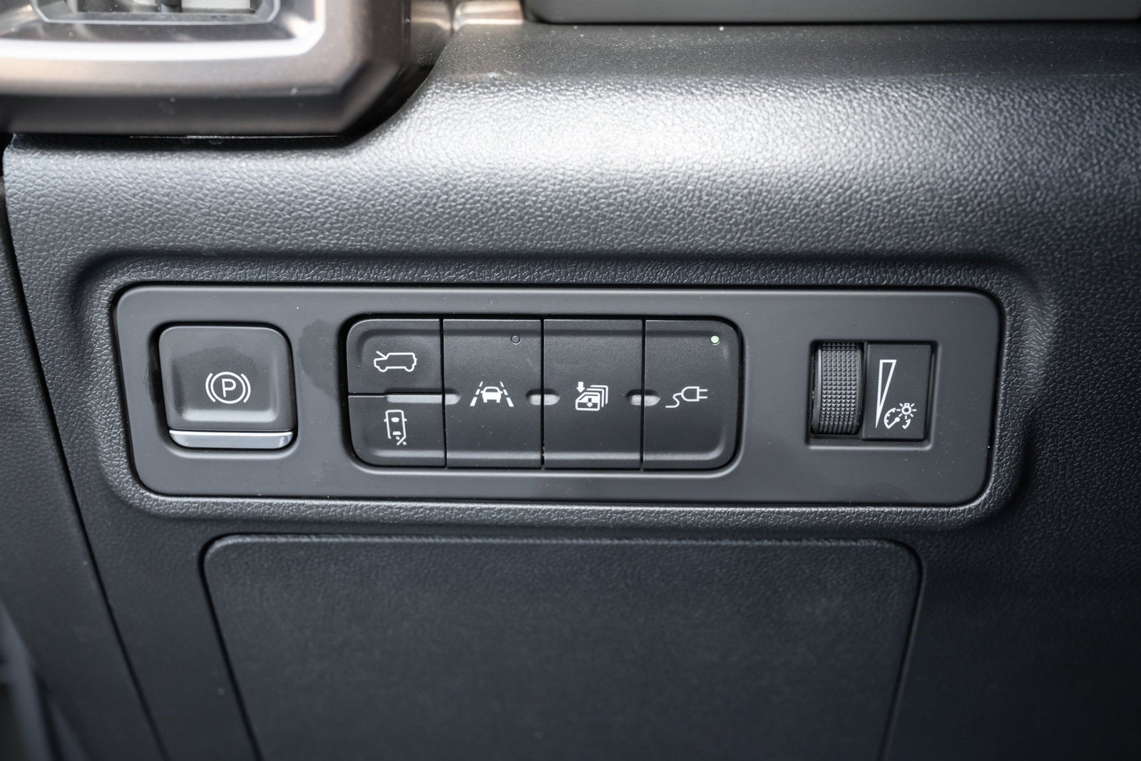 2024 GMC HUMMER EV SUV 2X