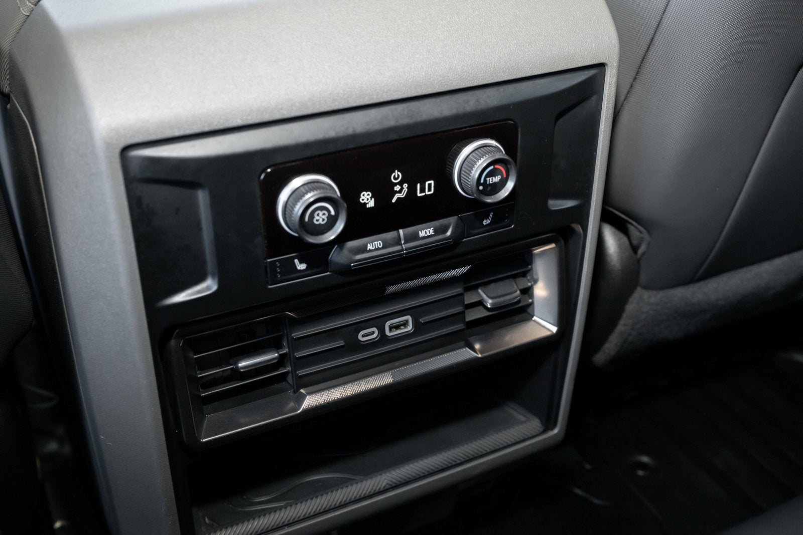 2024 GMC HUMMER EV SUV 2X