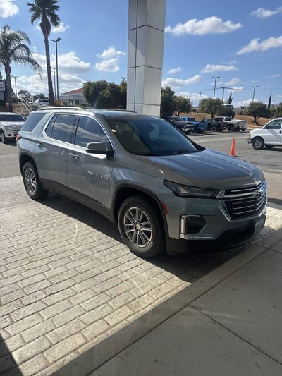 2023 Chevrolet Traverse LT Cloth