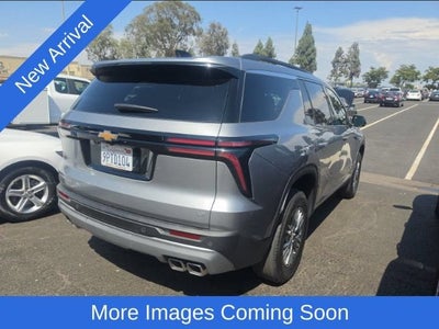 2024 Chevrolet Traverse LT