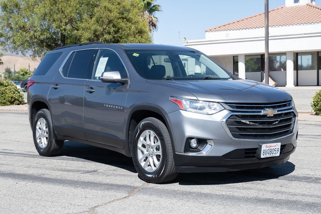 2021 Chevrolet Traverse LT Cloth