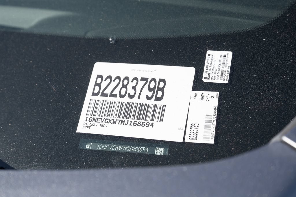 2021 Chevrolet Traverse LT Cloth
