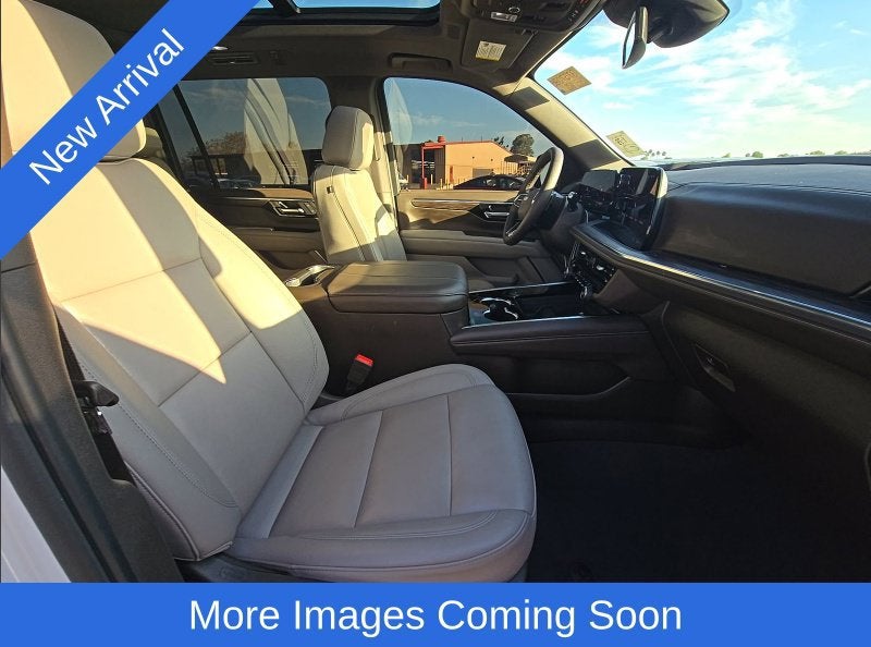 2025 Chevrolet Suburban LT