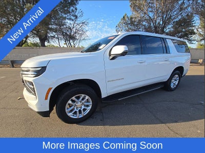 2025 Chevrolet Suburban LT