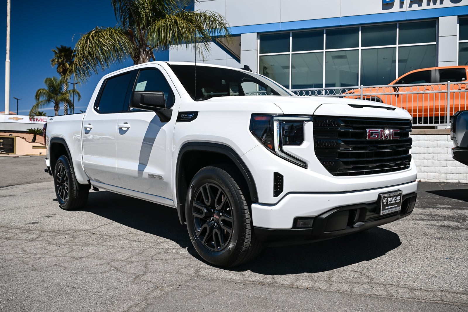 2025 GMC Sierra 1500 Elevation