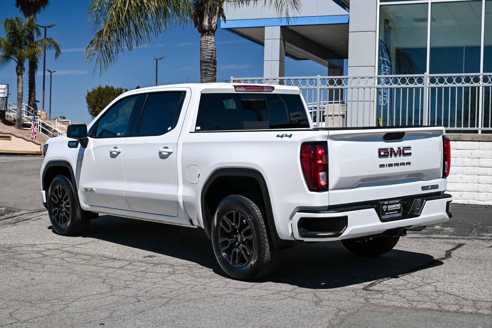 2025 GMC Sierra 1500 Elevation