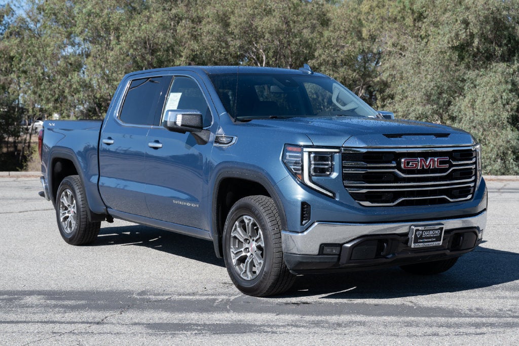 2024 GMC Sierra 1500 SLT