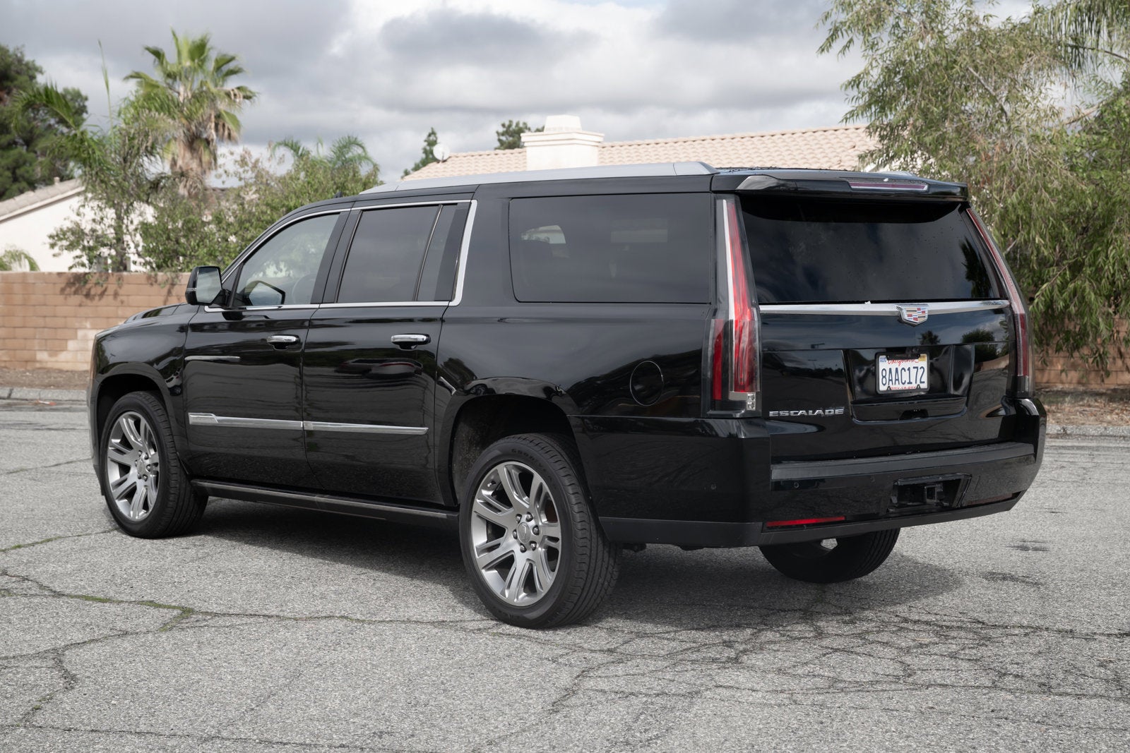 2017 Cadillac Escalade ESV Premium Luxury