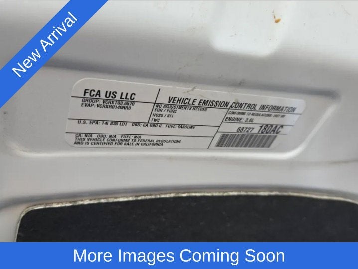 2027 Chrysler Pacifica Select
