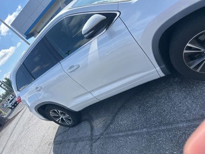 2017 Toyota Highlander LE