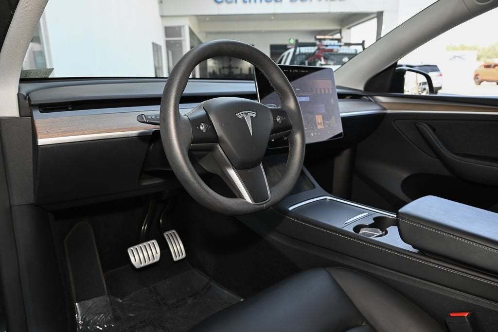 2024 Tesla Model Y Performance