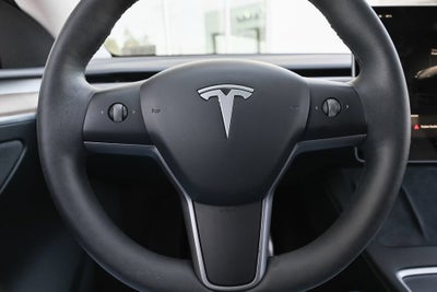 2024 Tesla Model Y Performance