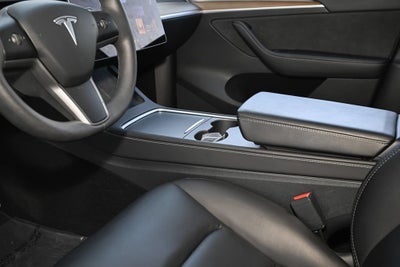 2024 Tesla Model Y Performance
