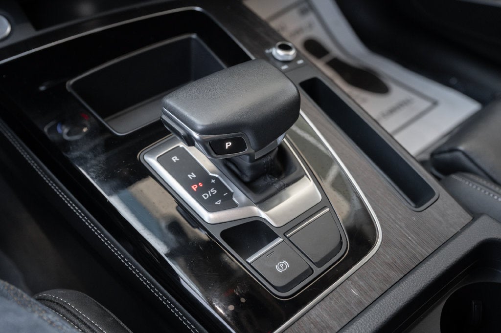 2024 Audi Q5 S line Premium Plus